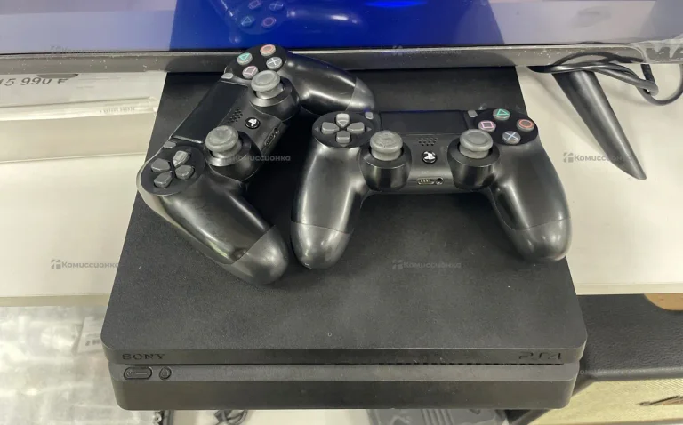 Приставка PS4. приставка PS4 slim 500Gb