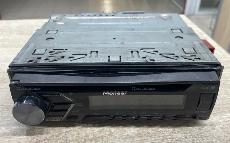 Автомагнитола  Pioneer Deh-S3000BT