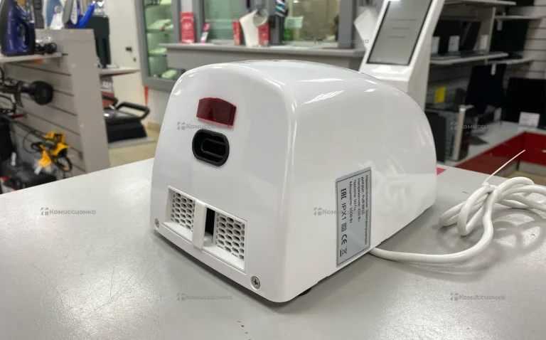 Электросушитель Puff-8815