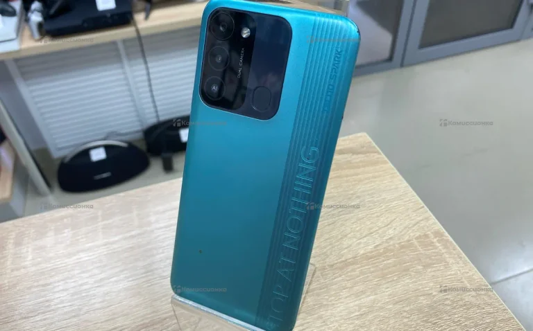 Tecno spark 8С 4/64 gb