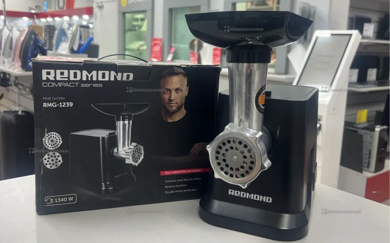 Мясорубка REDMOND RMG-1239