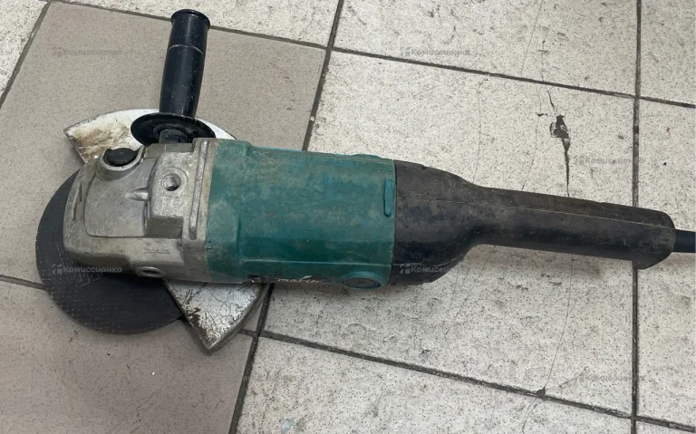 УШМ Makita 9069