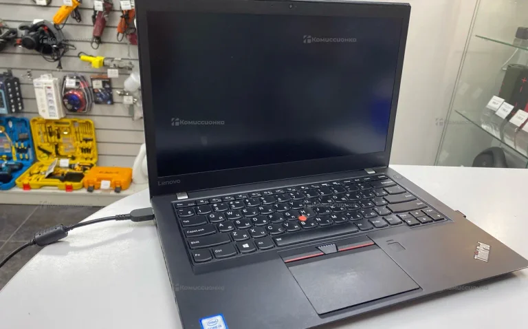 Ноутбук  Lenovo thinkpad