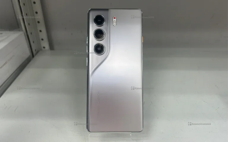 Tecno Camon 40 Pro 8/256 ГБ