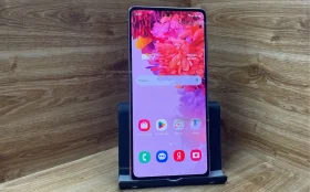 Samsung Galaxy S20 FE 6/128 ГБ
