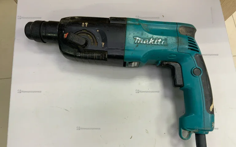 Перфоратор Makita HR2450