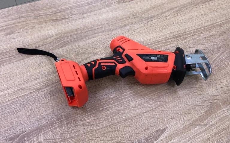 сабельная пила аккумуляторная реплика 691-056