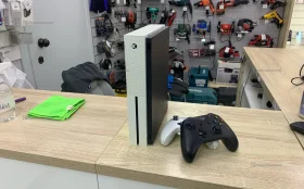 Купить Приставка Xbox one s 1tb б/у , в Тольятти Цена:13900рублей