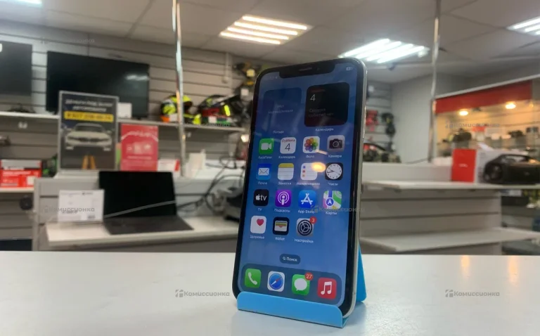 Apple iPhone X 3/64 ГБ