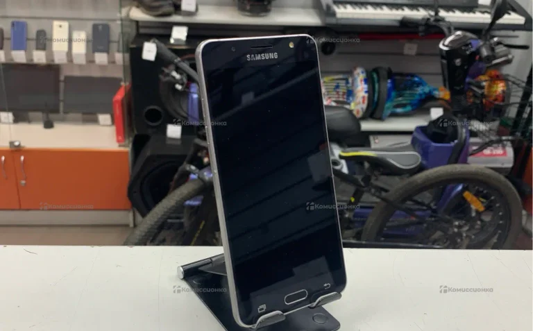 Samsung sm-j15