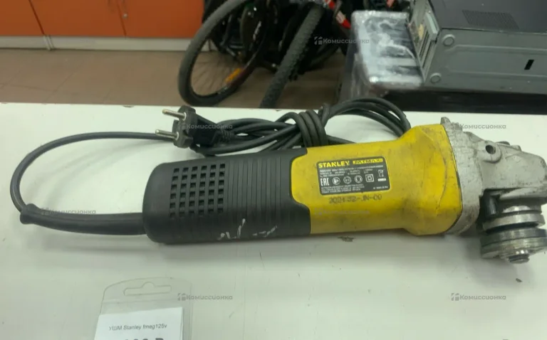 ушм Stanley fmeg125v