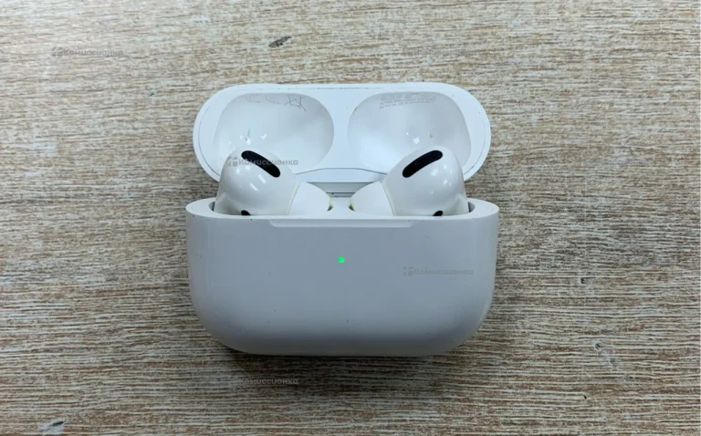 Наушники  Apple AirPods Pro