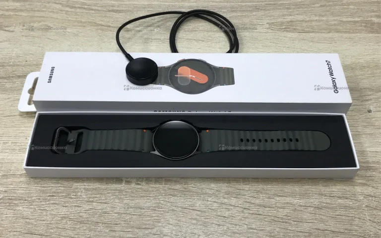 Часы Samsung Galaxy Watch 7 40mm