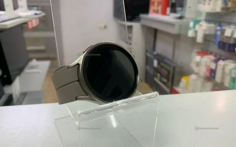 Часы  Samsung Galaxy watch 5 pro