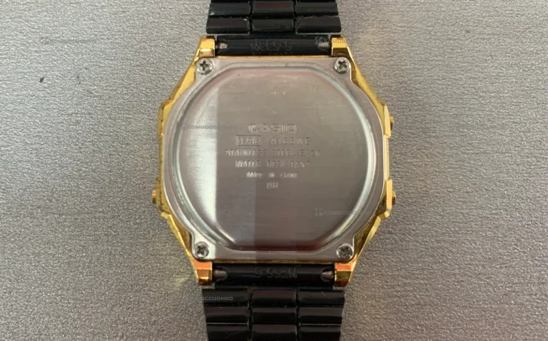Часы  Casio A168WE