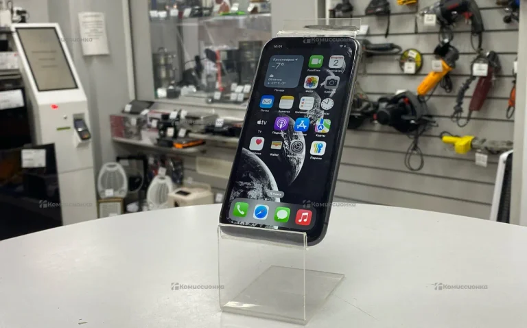 Apple iPhone 11 4/64 ГБ