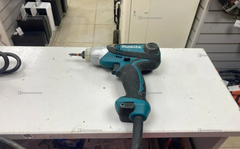 Винтоверт makita TD0101