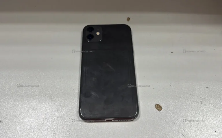 Apple iPhone 11 64 ГБ