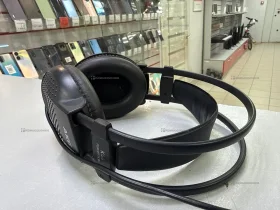 Наушники  AKG