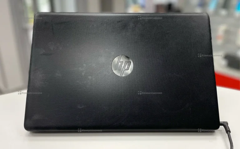Ноутбук HP i5-8250U/12/256