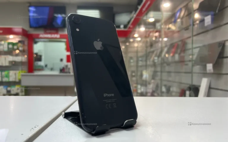 Apple IPhone XR 64 gb.