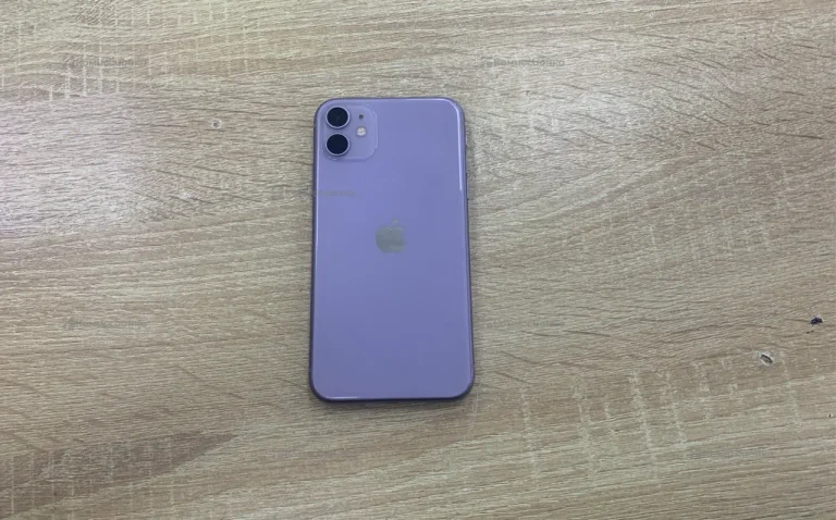 Apple iPhone 11 4/128 ГБ