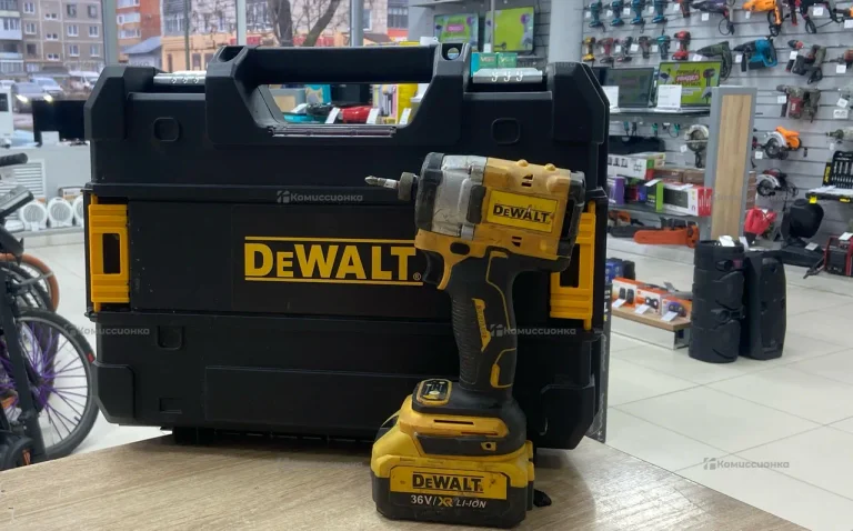 Аккумуляторный гайковертDeWalt