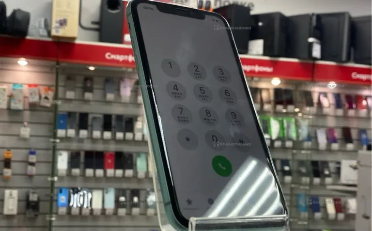 Apple iPhone 11 4/128 ГБ