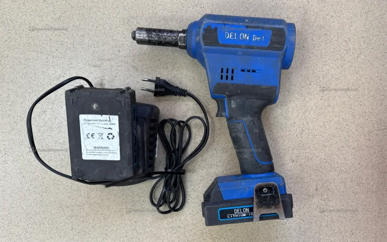 Аккумуляторный заклепочник Delon De1