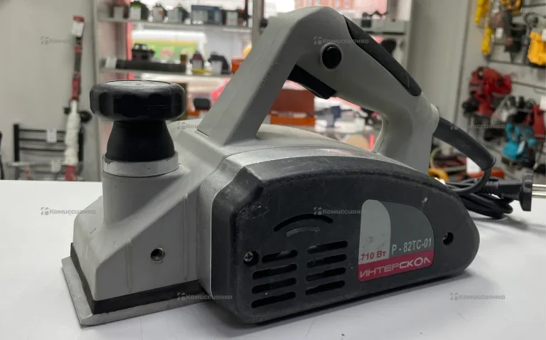 Электрорубанок Интерскол Р-82ТС-01