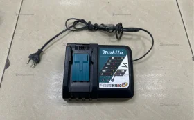 Зарядное устройство DC18RC