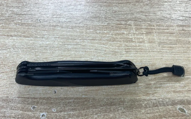 Нож Victorinox RangerGrip 55 Black