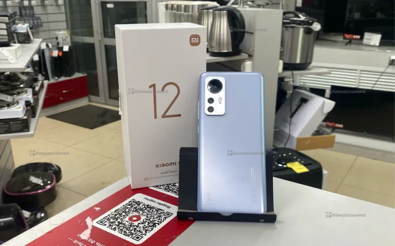 Xiaomi 12 8/128 ГБ
