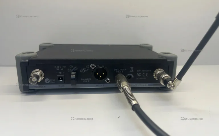 радиосистема с микрофоном SHURE SLX4