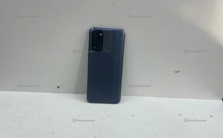 Tecno Spark 8C 4/64 ГБ