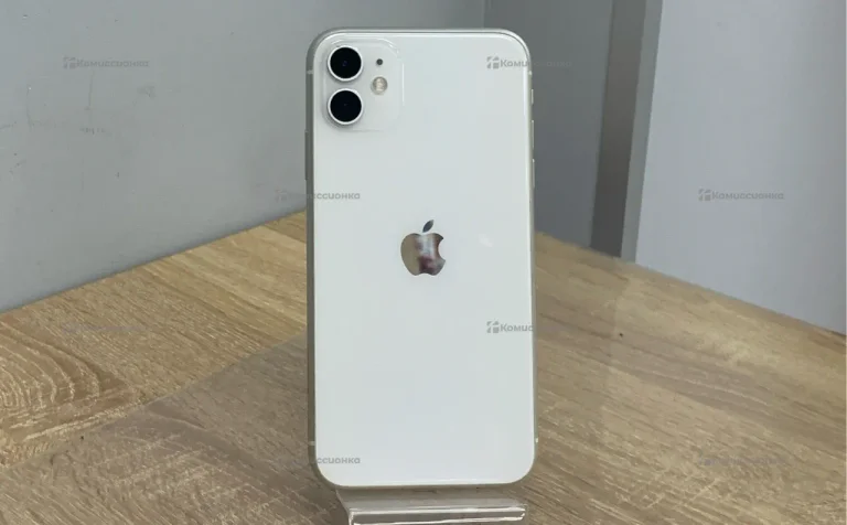 Apple iPhone 11 4/128 ГБ