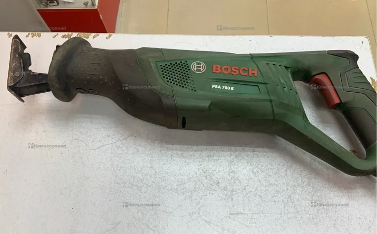 Пила Bosch PSA 700 E