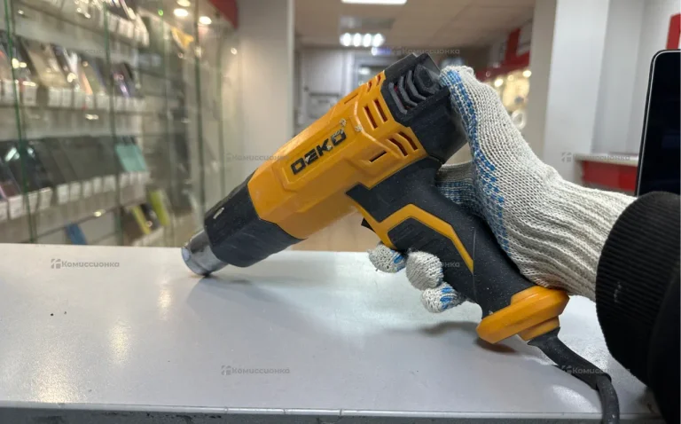 Строительный фен Deko SKHG2200