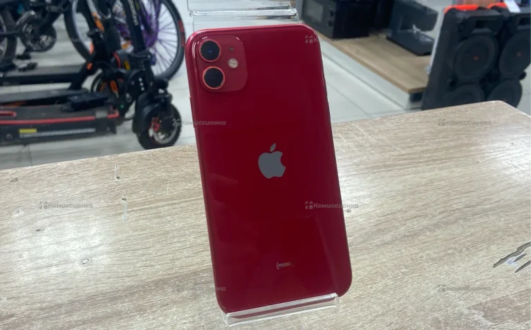 Apple iPhone 11 4/64 ГБ