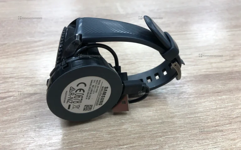 Часы  Samsung gear 3 frontera