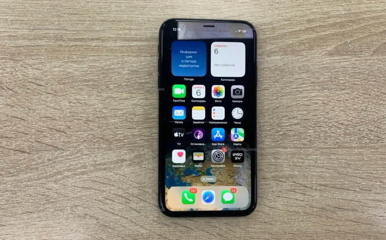 Apple iPhone XR 3/64 ГБ