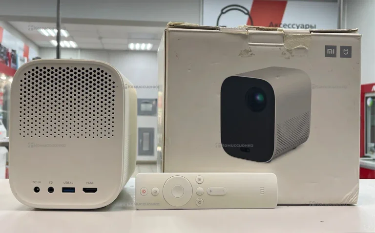Проектор Xiaomi SMART Youth Edition