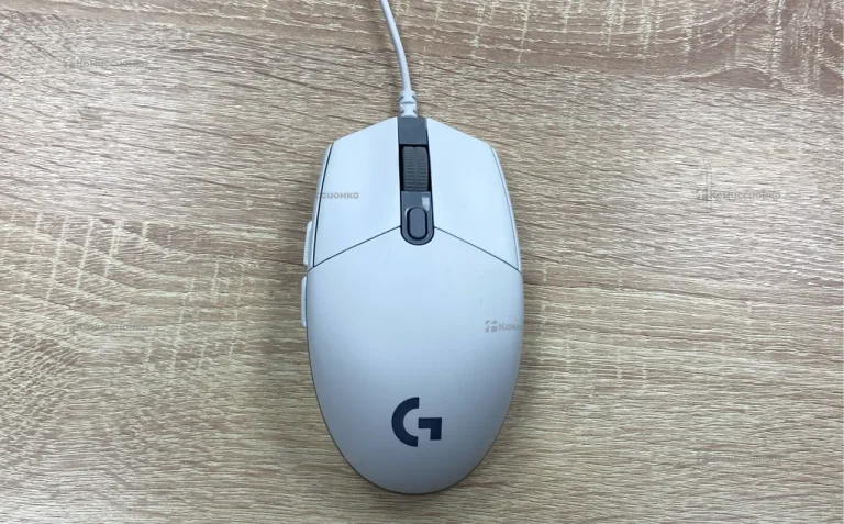 Logitech g102