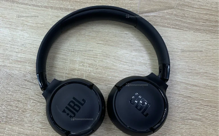 Наушники  JBL 520bt