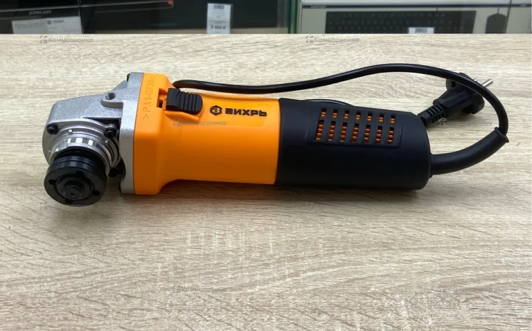 Угловая шлифмашина ВИХРЬ УШМ-125/800