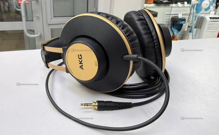 Наушники полноразмерные AKG K92