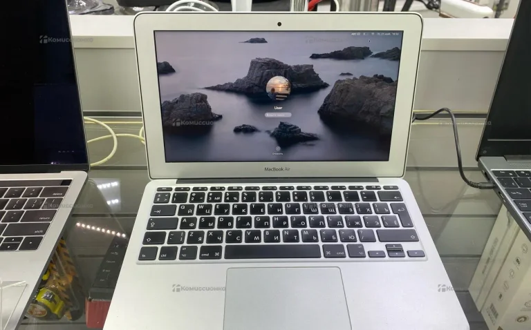 Ноутбук MacBook Air 11 2015
