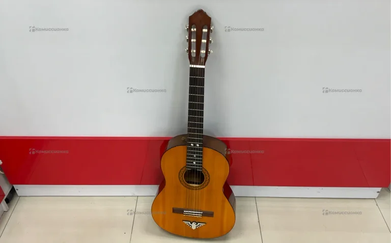 Гитара YAMAHA C40