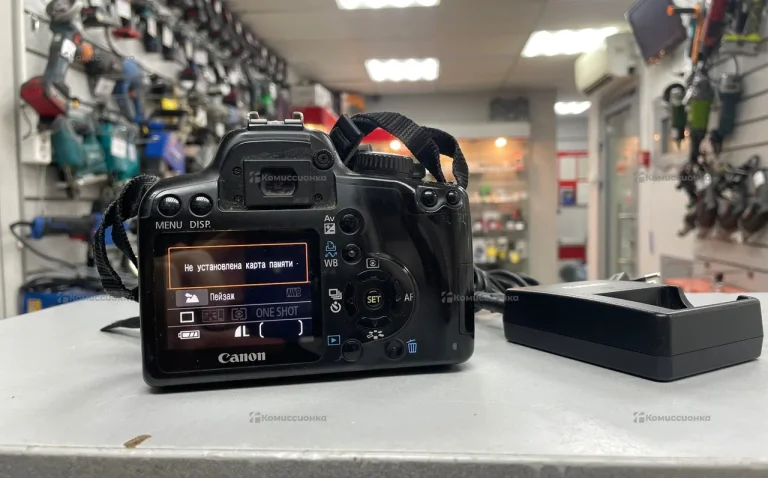 Фотоаппарат  canon 1000d