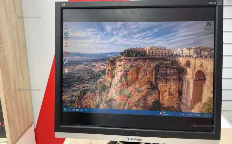 Монитор Viewsonic VA916